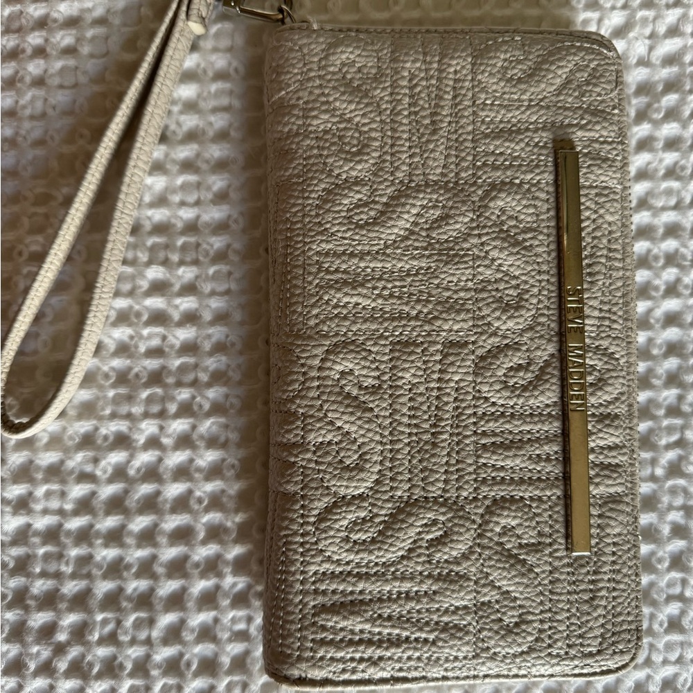 Steve Madden Wallet Wristlet